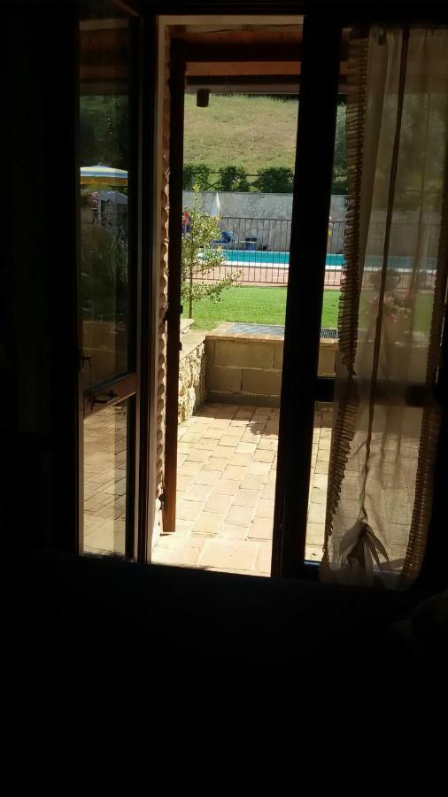 Agriturismo Isola Verde SantʼUrbano Екстериор снимка