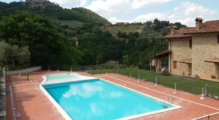 Agriturismo Isola Verde SantʼUrbano Екстериор снимка
